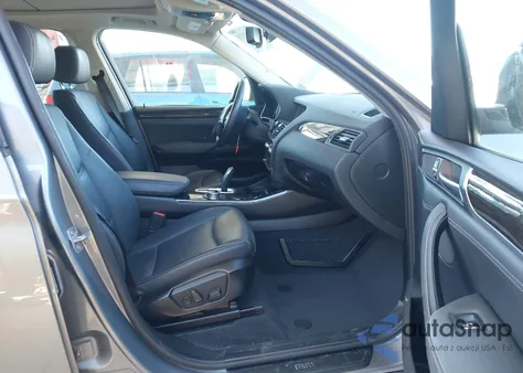 2015 BMW X3 xDrive28I z USA, uszkodzony, nr VIN 5UXWX9C52F0D46675